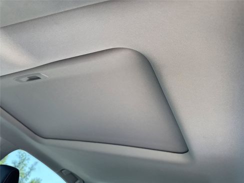 Used 2023 Nissan Altima 2.5 SR w/ SR Premium Package FWD image 29