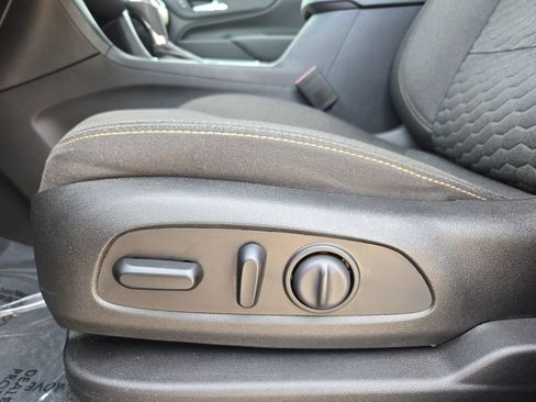 Used 2020 Chevrolet Equinox LT AWD/4WD image 28