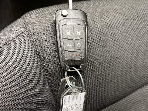 Used 2013 Chevrolet Cruze LT w/ Enhanced Safety Package FWD image 22