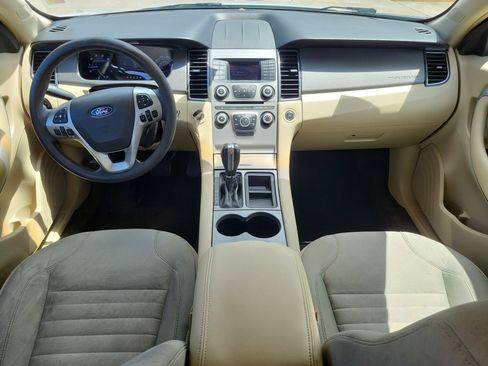 Used 2015 Ford Taurus SE FWD image 11