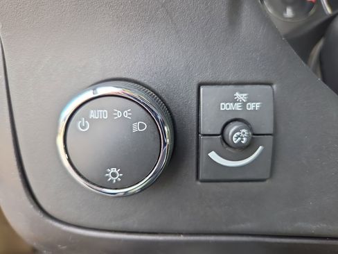 Used 2011 Chevrolet Express 1500 LS RWD image 25