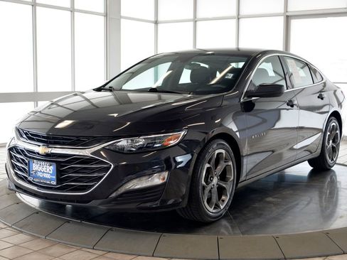 Used 2023 Chevrolet Malibu LT FWD image 4