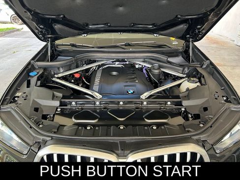Used 2025 BMW X6 xDrive40i AWD/4WD image 15