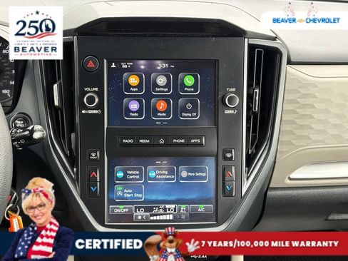 Used 2025 Subaru Forester AWD/4WD image 19