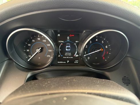 Used 2018 Jaguar XF Premium AWD/4WD image 11