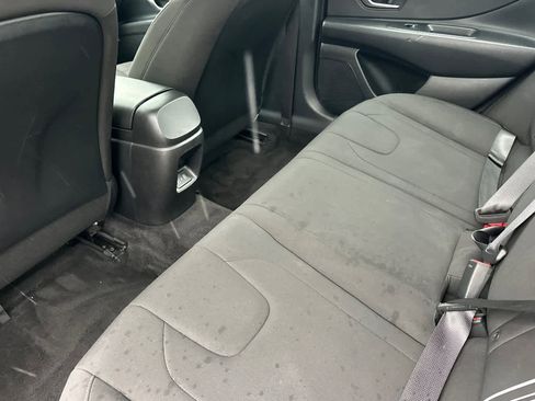 Used 2024 Hyundai Elantra SEL image 5