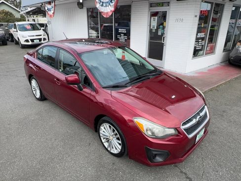 Used 2014 Subaru Impreza 2.0i Premium AWD/4WD image 3
