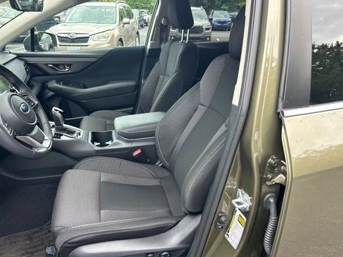 Certified 2025 Subaru Outback Premium AWD/4WD image 15