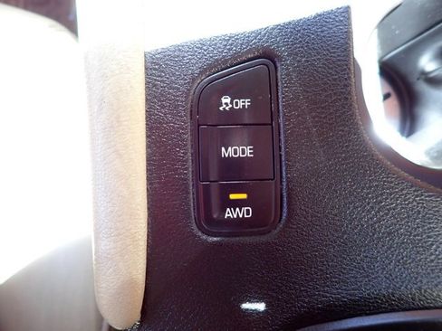Used 2018 Cadillac XT5 Luxury w/ Driver Awareness Package AWD/4WD image 20