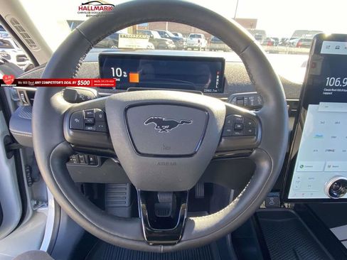 Used 2023 Ford Mustang Mach-E Premium image 23