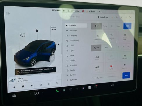 Used 2024 Tesla Model Y Long Range AWD/4WD image 25