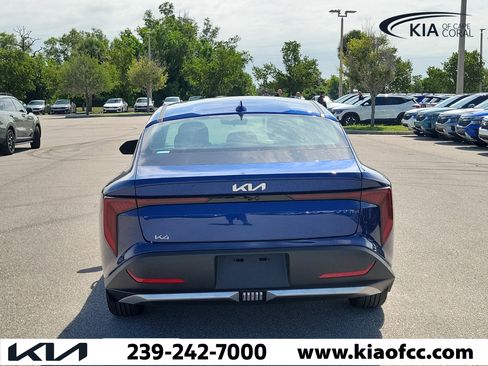 New 2026 Kia K4 FWD image 5