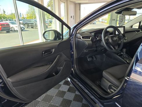 Used 2024 Toyota Corolla LE FWD image 18