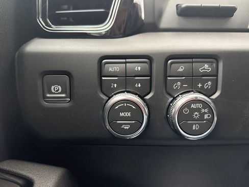 New 2026 GMC Sierra 1500 AT4 w/ AT4 Premium Package AWD/4WD image 26