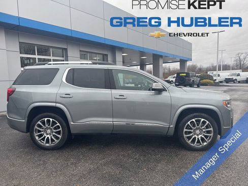 Used 2023 GMC Acadia Denali w/ Denali Ultimate Package image 2