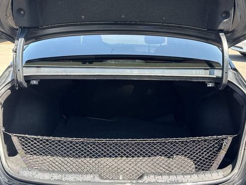 Used 2022 Hyundai Elantra SE FWD image 12