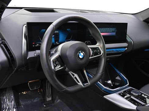 Used 2025 BMW X3 xDrive30i AWD/4WD image 11