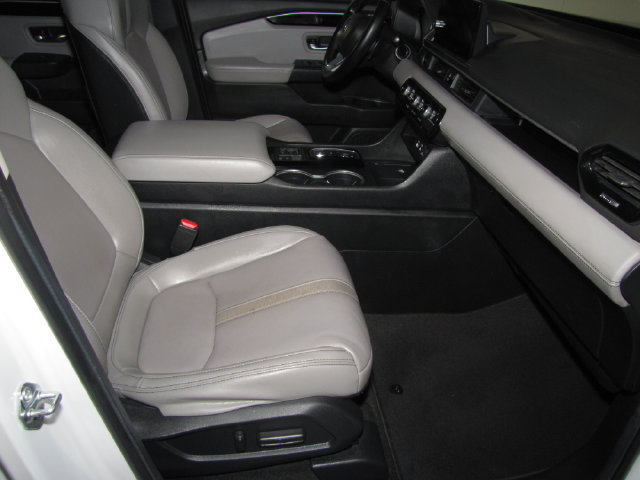 Certified 2024 Honda Pilot Touring image 43