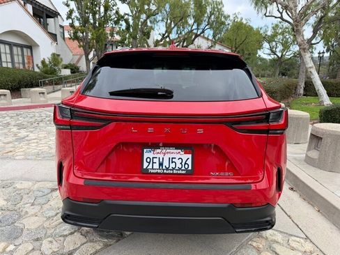 Used 2024 Lexus NX 250 FWD image 5