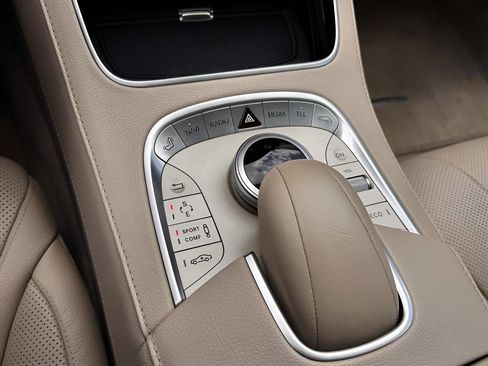 Used 2014 Mercedes-Benz S 550 Sedan image 10