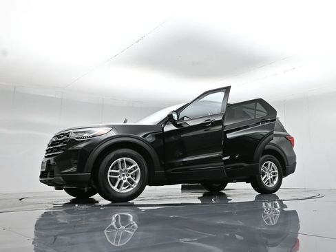 New 2026 Ford Explorer Active image 48