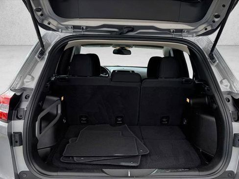 Used 2015 Jeep Cherokee Latitude image 26