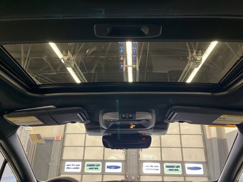 Certified 2024 Subaru Crosstrek 2.5i Sport w/ Crosstrek Mirror Package image 27