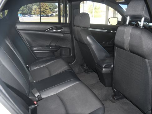 Used 2021 Honda Civic Sport image 17