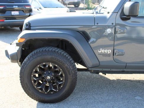 Used 2020 Jeep Wrangler Unlimited Sport image 7