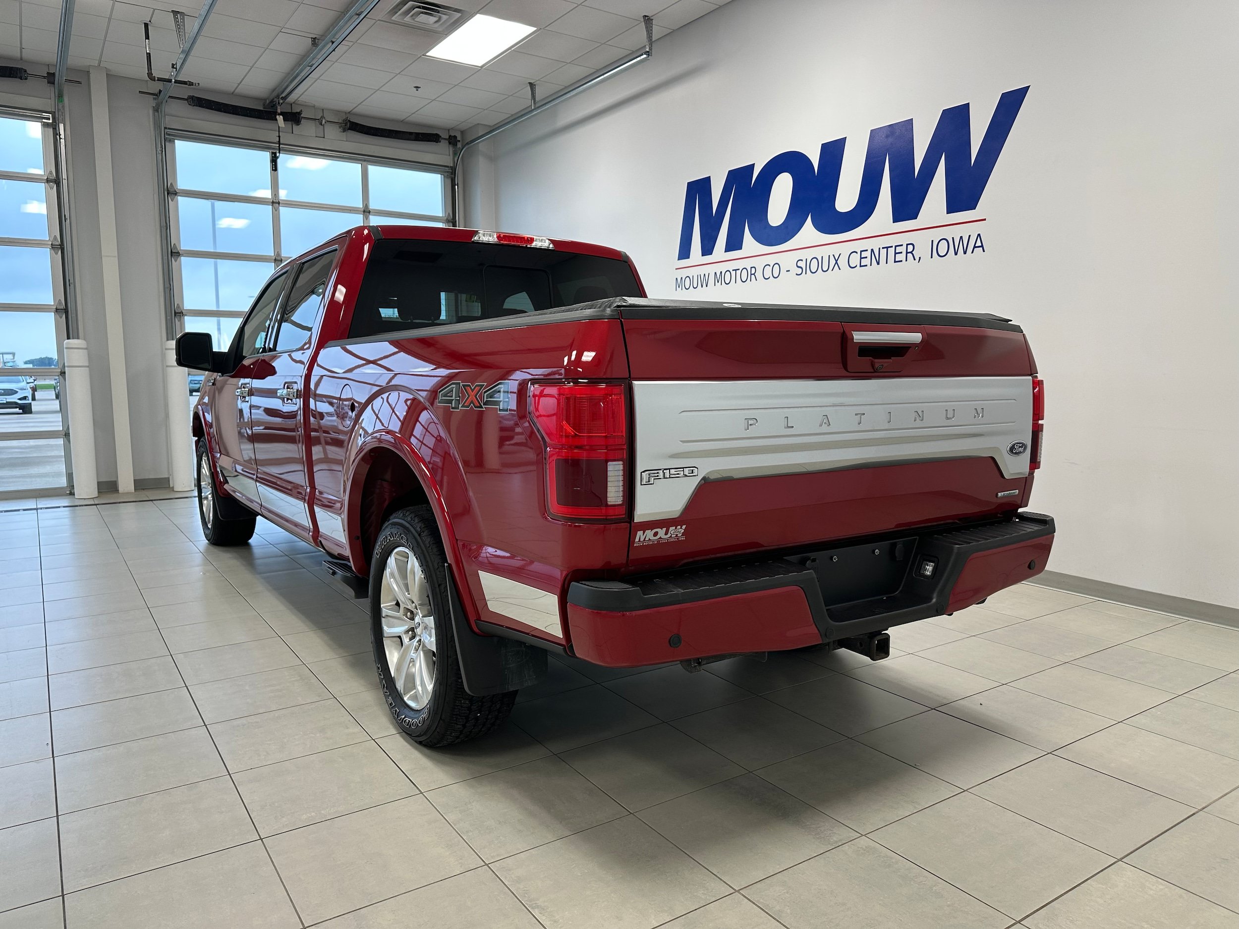 Used 2020 Ford F150 Platinum w/ Equipment Group 701A Luxury AWD/4WD image 6