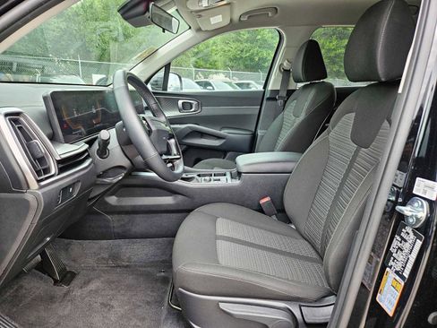 Used 2026 Kia Sorento LX FWD image 14