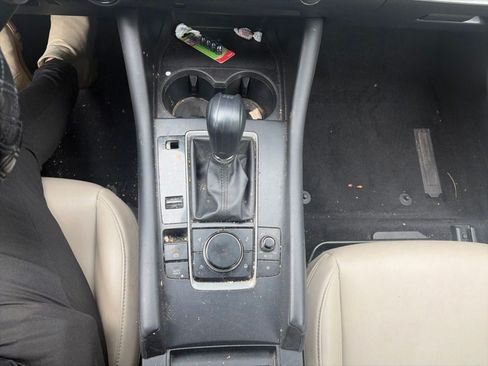 Used 2020 MAZDA MAZDA3 Sedan w/ Select Package FWD image 12
