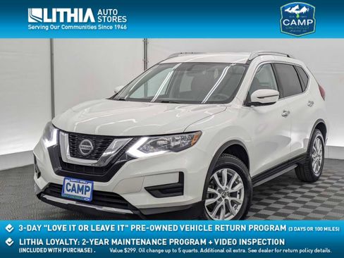 Used 2018 Nissan Rogue SV image 1