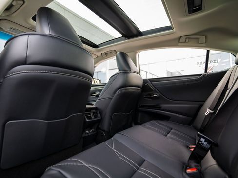 New 2025 Lexus ES 350 Luxury image 33