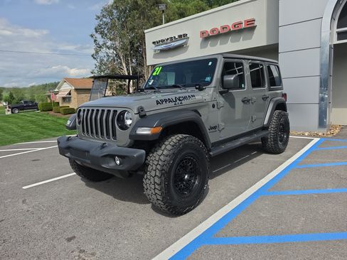 Used 2021 Jeep Wrangler Unlimited Sport AWD/4WD image 8