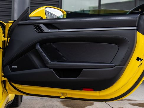 Certified 2021 Porsche 911 Carrera w/ Premium Package image 35