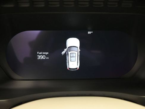 Certified 2024 Volvo XC90 B6 Plus AWD/4WD image 12