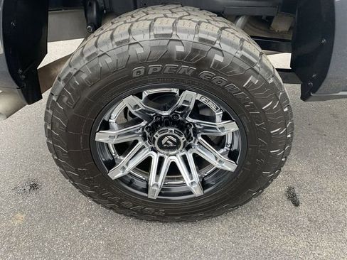 Used 2026 RAM 2500 Limited w/ Towing Technology Group AWD/4WD image 35