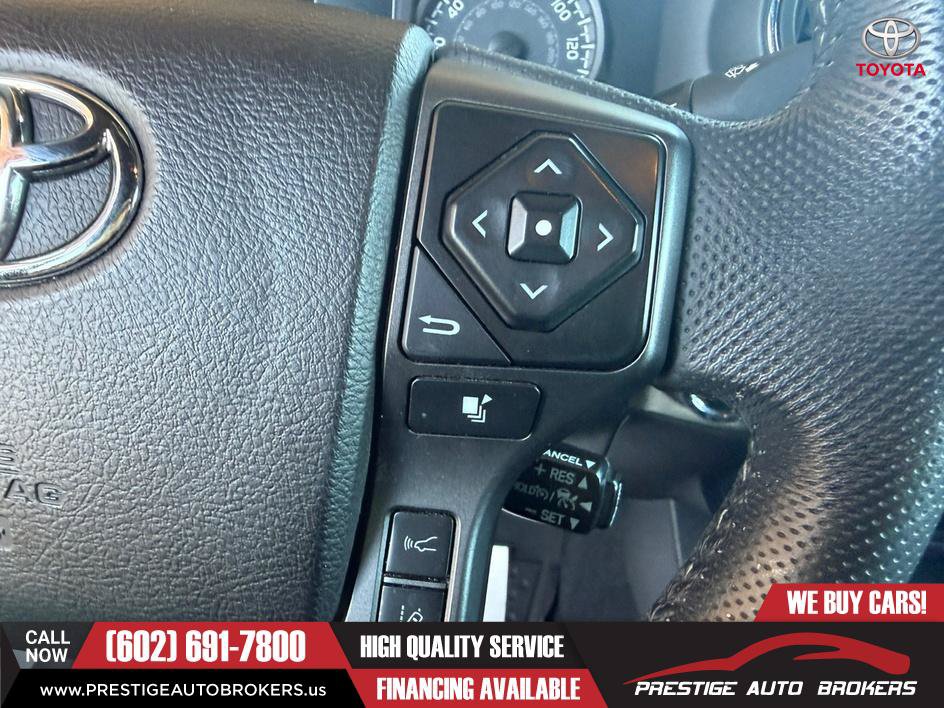 Used 2021 Toyota Tacoma TRD Off-Road w/ Technology Package AWD/4WD image 27