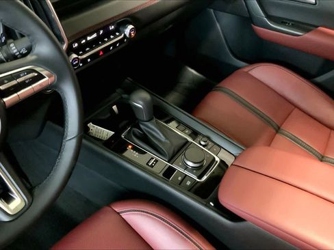 Used 2025 MAZDA CX-50 2.5 Hybrid w/ Premium Plus Pkg image 16