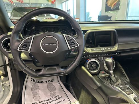 Used 2023 Chevrolet Camaro LT image 7