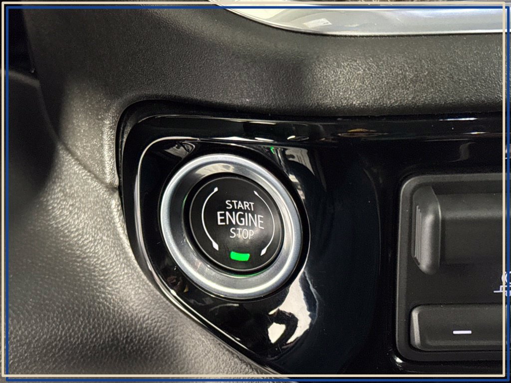 Used 2026 Chevrolet Silverado 1500 RST w/ RST All Star Premium Package AWD/4WD image 15