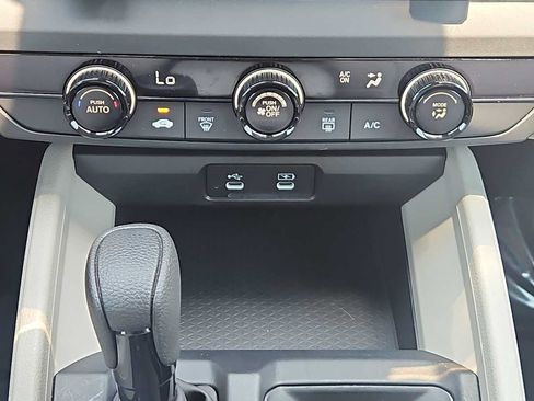 Certified 2025 Honda Accord LX image 16