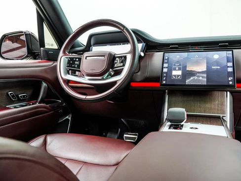 Used 2024 Land Rover Range Rover SE AWD/4WD image 24
