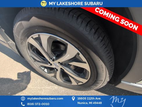 Used 2020 Subaru Outback Touring w/ Popular Package #2 AWD/4WD image 12