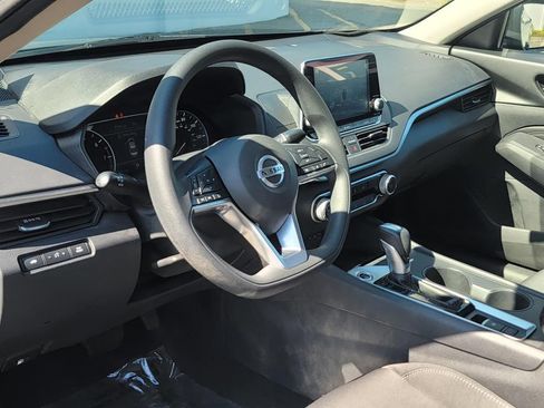 Used 2019 Nissan Altima 2.5 S AWD/4WD image 13