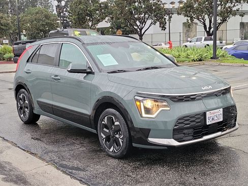 Used 2025 Kia Niro Wind image 26