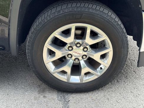 Used 2018 GMC Sierra 1500 SLT w/ SLT Premium Package image 11