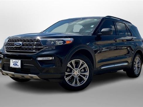 Used 2023 Ford Explorer XLT w/ Equipment Group 202A image 11