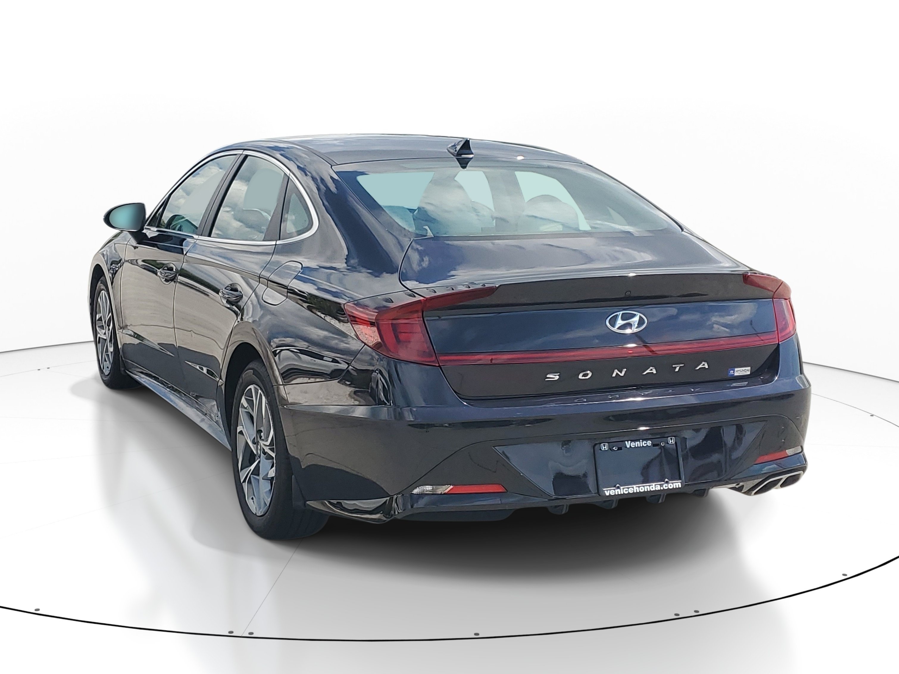 Used 2023 Hyundai Sonata SEL FWD image 4